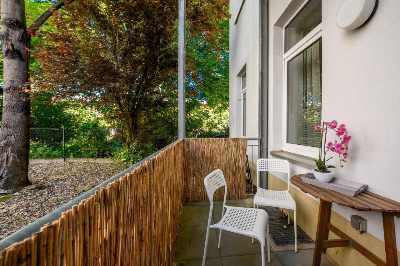 Helle Wohnung In Sudenburg Mit Balkon - Wlan, 4 Schlafplaetze Magdeburg Ngoại thất bức ảnh